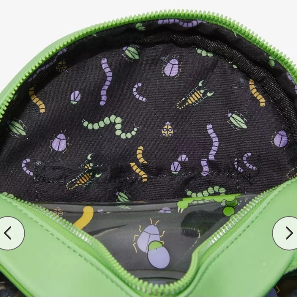 Her Universe The Nightmare Before Christmas Pin Collector Mini Backpack NWT - Picture 4 of 4